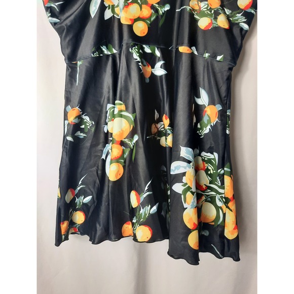 One Piece Skirted Swimsuit Black with Orange Fruit Print XXL - Picture 8 of 13